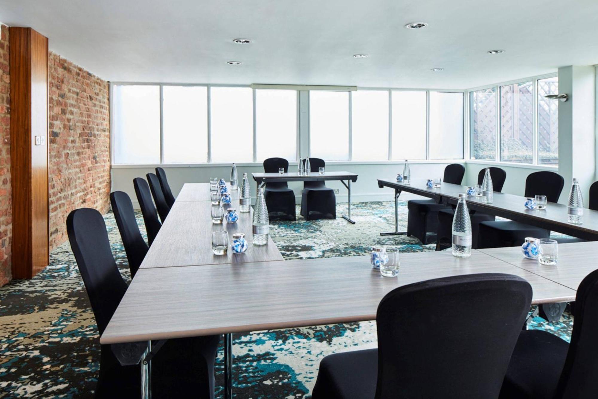 Manchester Marriott Victoria & Albert Hotel Ngoại thất bức ảnh