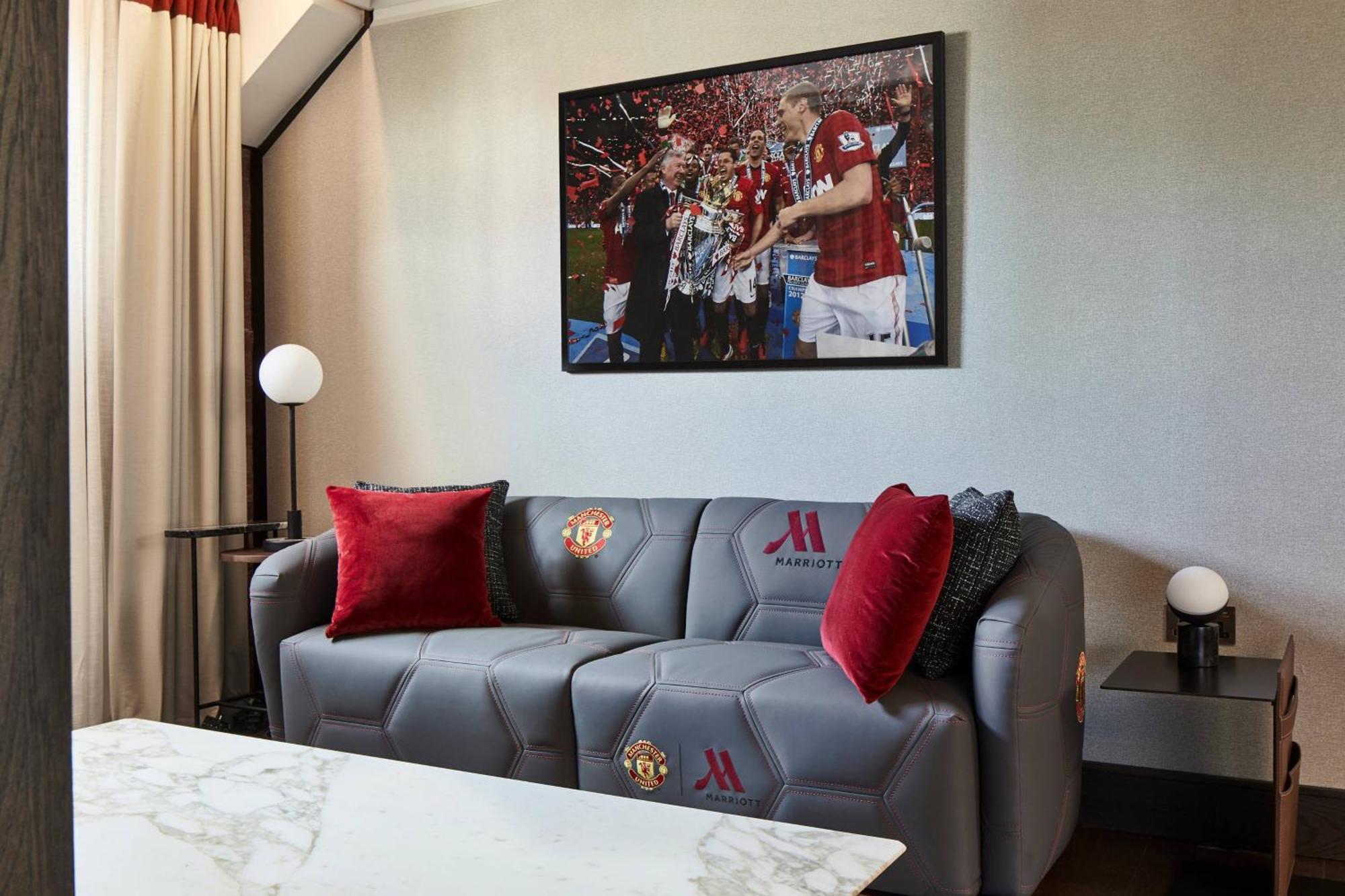 Manchester Marriott Victoria & Albert Hotel Ngoại thất bức ảnh